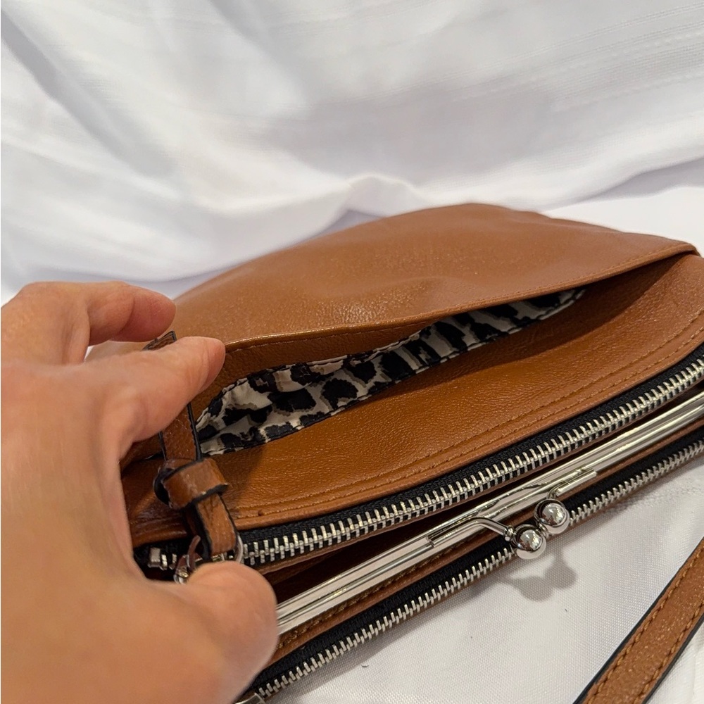 Sale today!!
Nine West Tan Crossbody Bag - Picture 8 of 9